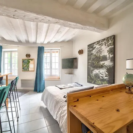 Guestready - Stylish Studio Near Bastille * Париж